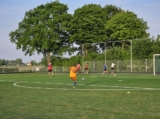 Training van S.K.N.W.K. JO19-1 van donderdag 1 mei 2025 (17/48)